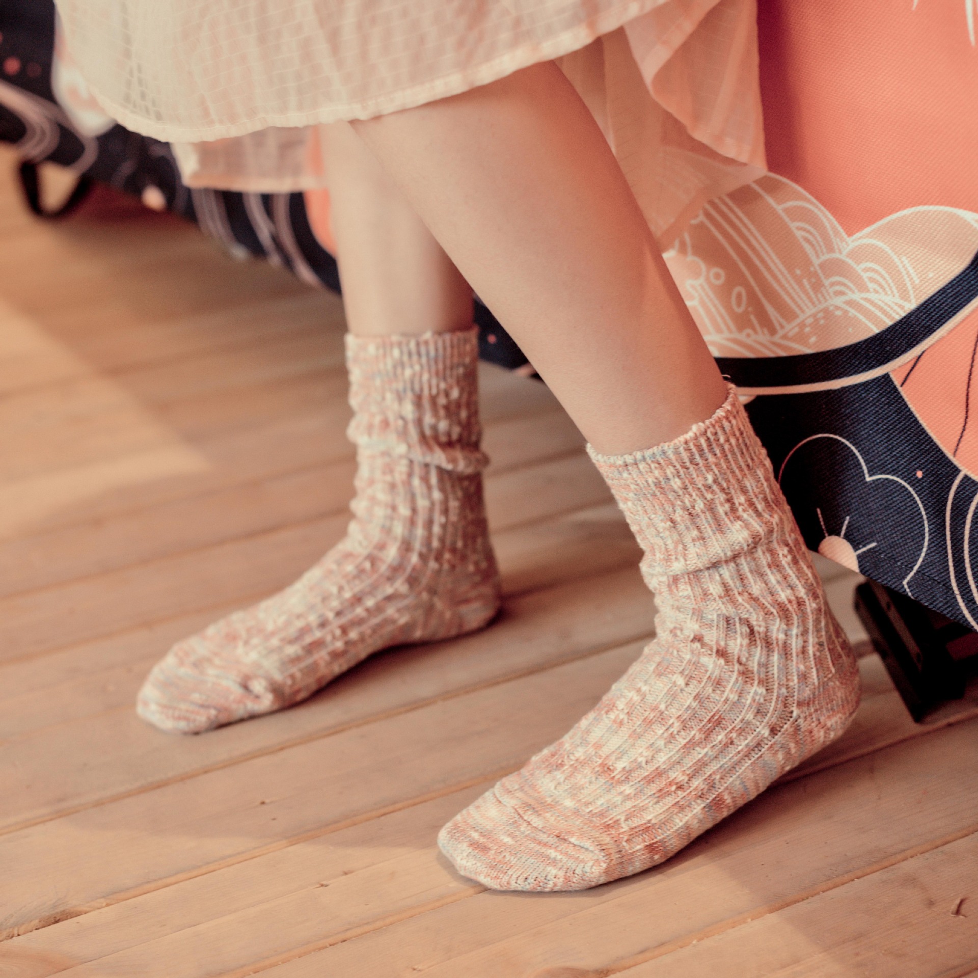 日本加厚潮女人袜子全棉线粗针复古袜秋冬民族风袜子 女袜堆堆袜