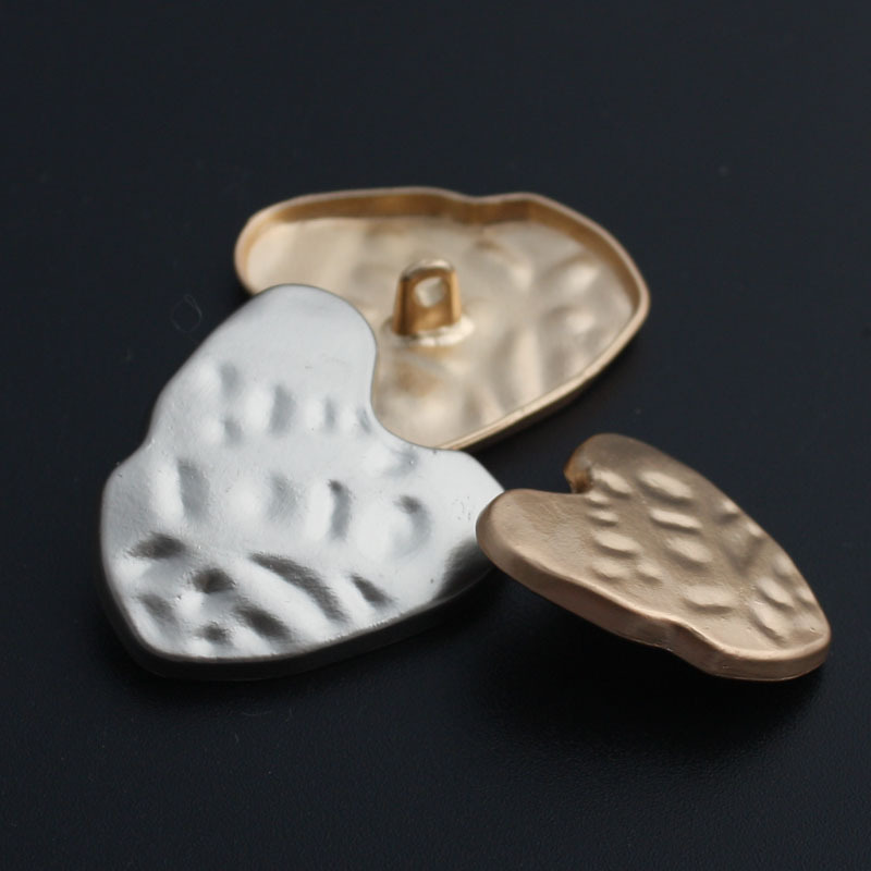 纽扣,细边纽扣,宽边纽扣,金属纽扣,塑料纽扣,树脂纽扣,牛角扣,贝壳