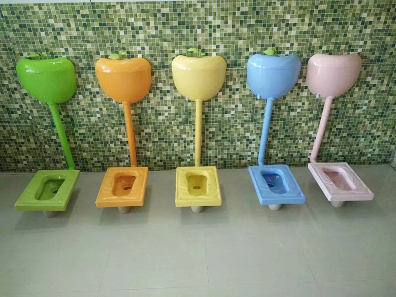 彩色儿童蹲便器幼儿园蹲便器陶瓷蹲厕苹果冲水箱套装蹲坑马桶