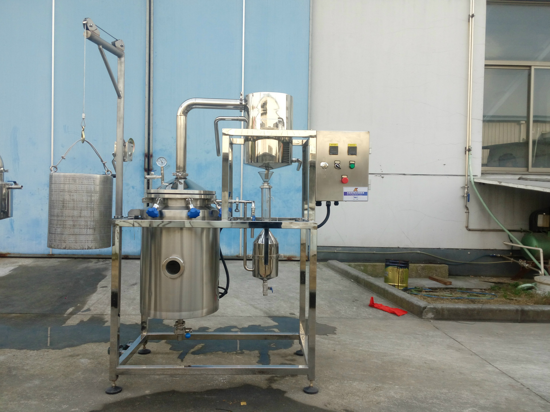 供应小型精油提取设备&锐元专业制造植物提炼精油设备厂家