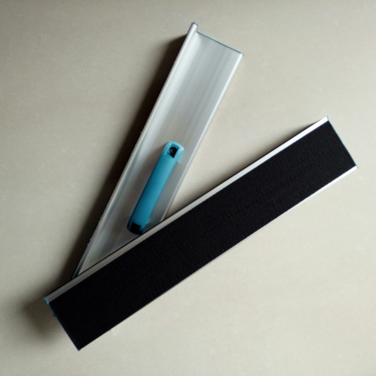 批发50长25长铝合金砂架自粘植绒砂纸打磨器墙角阴角自粘砂纸架