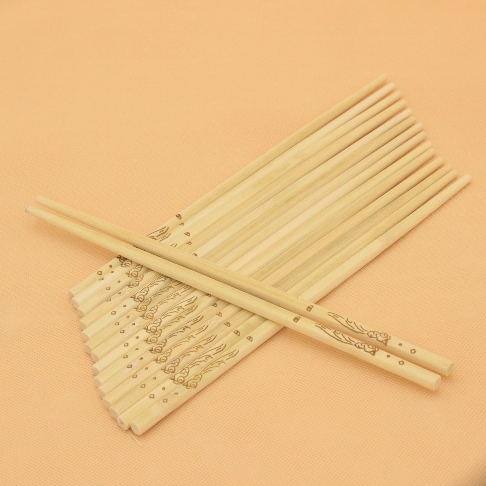10双装本色家用竹筷子天然无漆竹筷跑江湖竹筷子批发烙印竹筷子