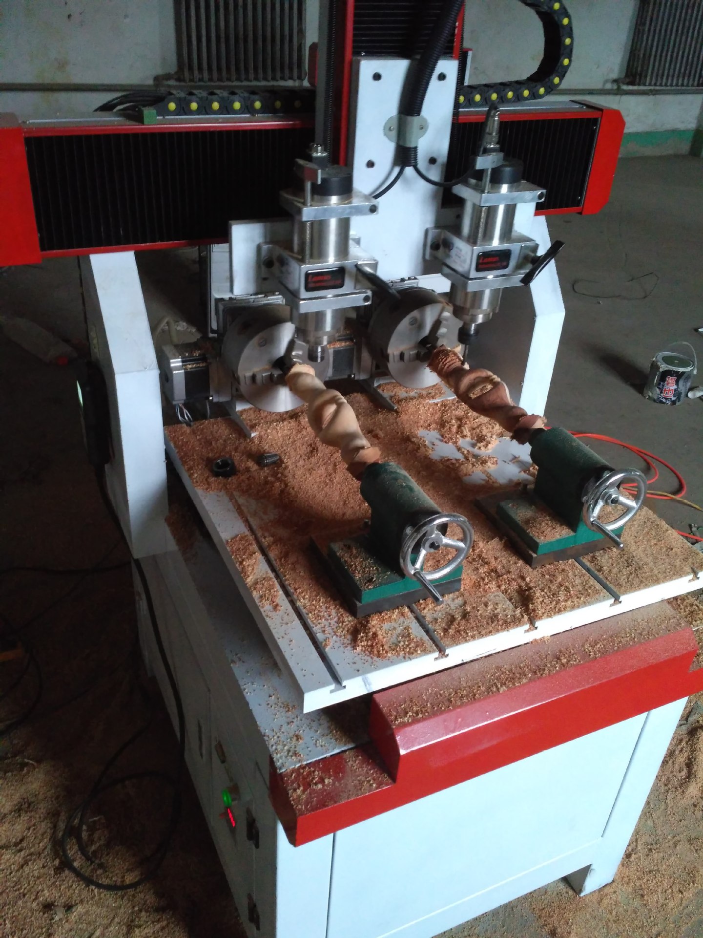 小型 数控圆柱雕刻机 带旋转轴摆件佛像雕刻机 四轴联动雕刻机