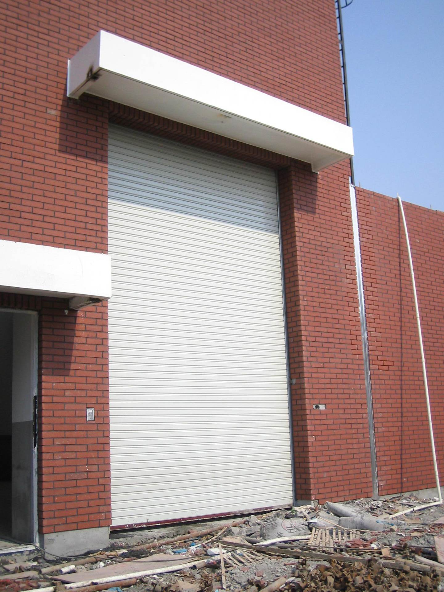 立衡上海公司钢质卷帘门铝合金卷帘门欧式卷帘门快速卷门