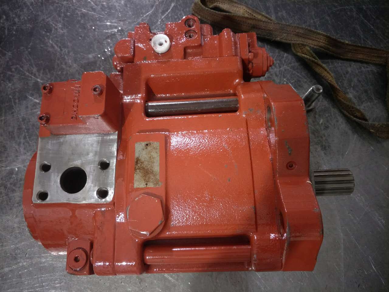 上海青浦维修川崎k3v112液压泵上海泵车维修