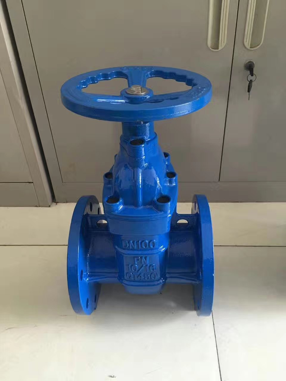 铸铁材质德标暗杆硬密封闸阀 水用硬密封暗杆铜芯闸阀 手动法兰闸阀硬