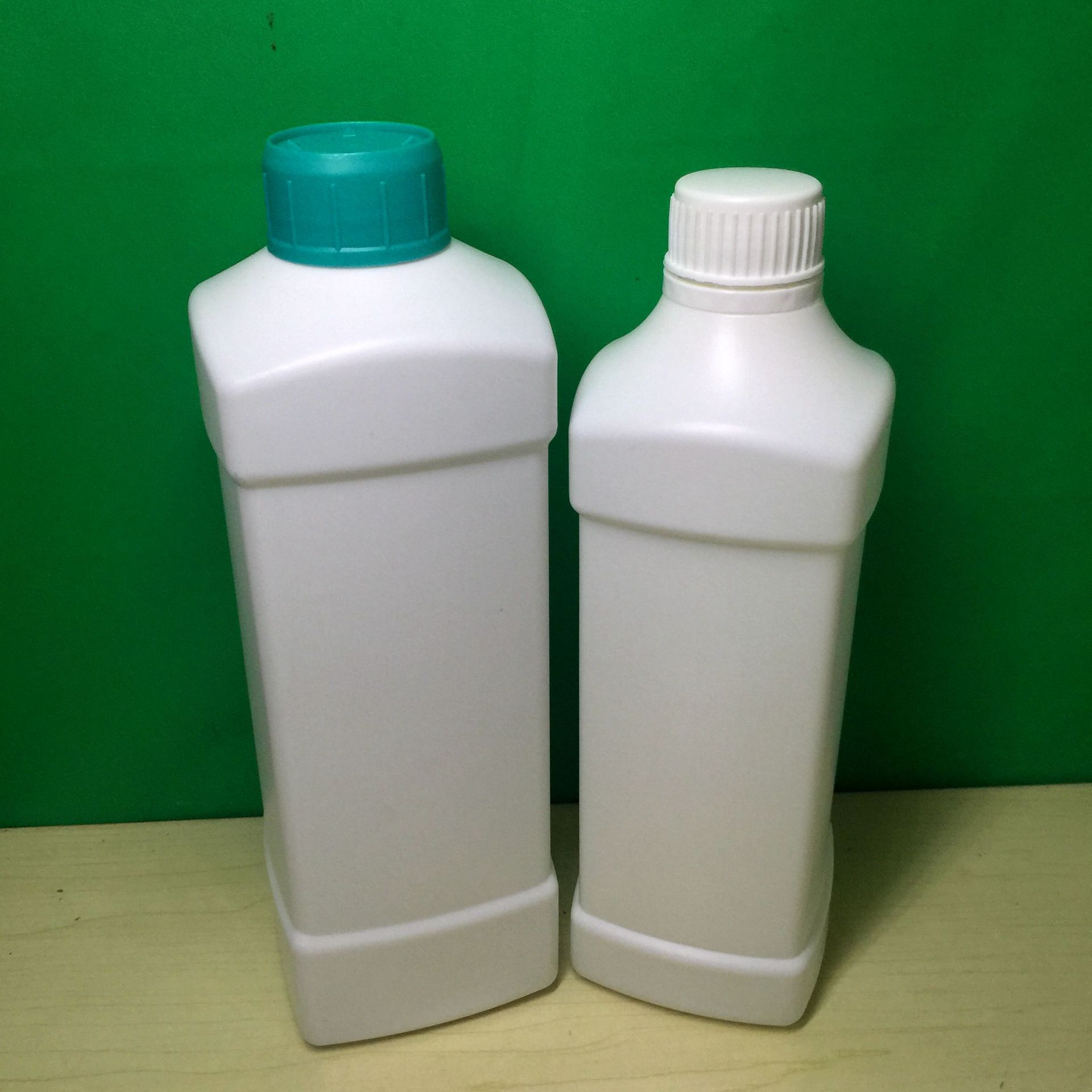 800mml四方瓶 塑料瓶 化工瓶 酒精分装装 800毫升pe瓶 防盗化工瓶