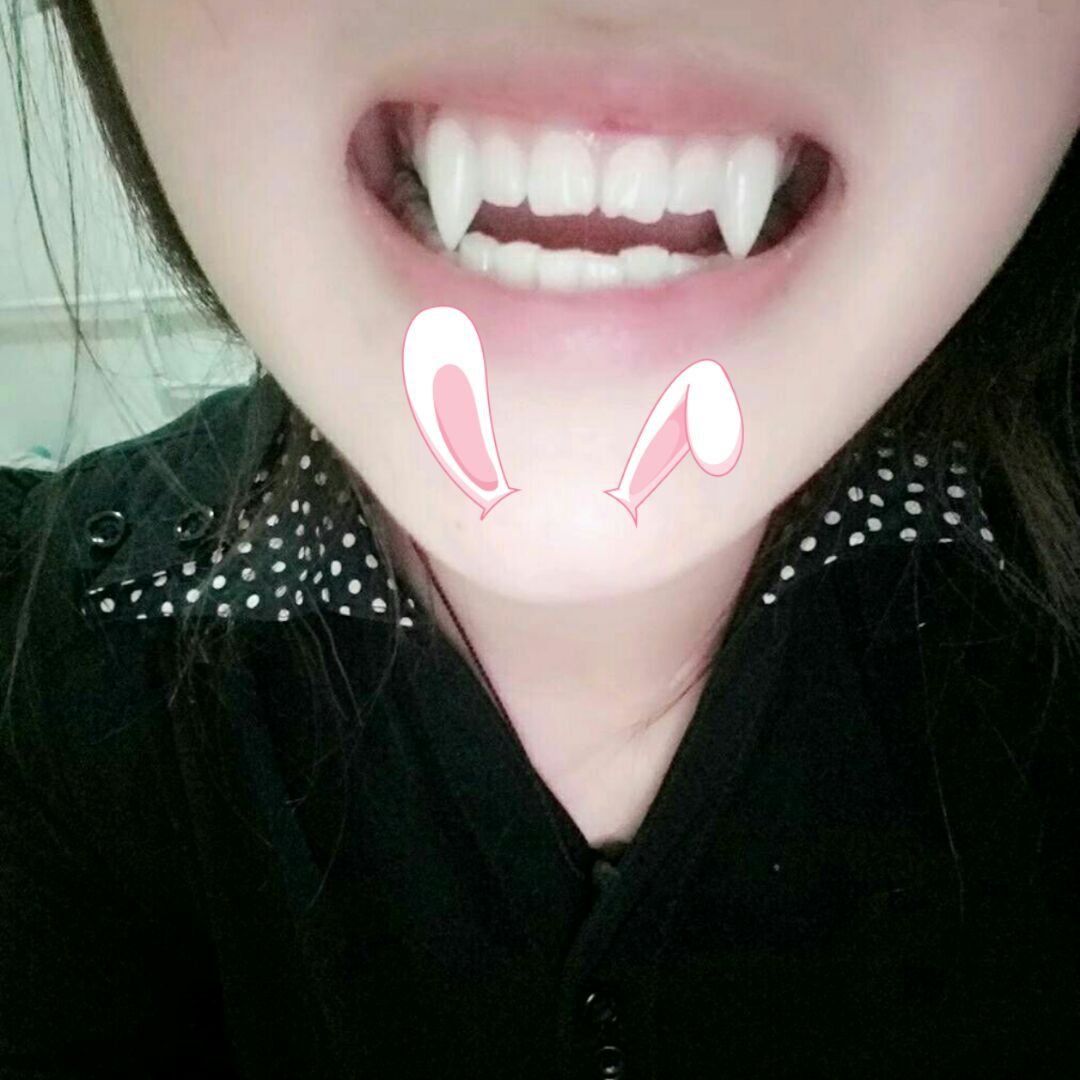 外贸 万圣节吸血鬼假牙僵尸牙齿小虎牙影视cos化妆舞会道具批发