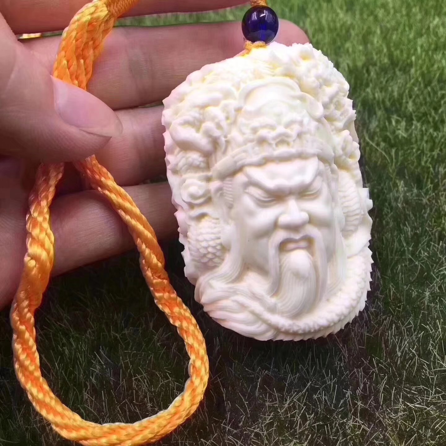 象牙果雕刻摆件关公头像挂件手把件可当吊坠家居文玩饰品批发礼盒