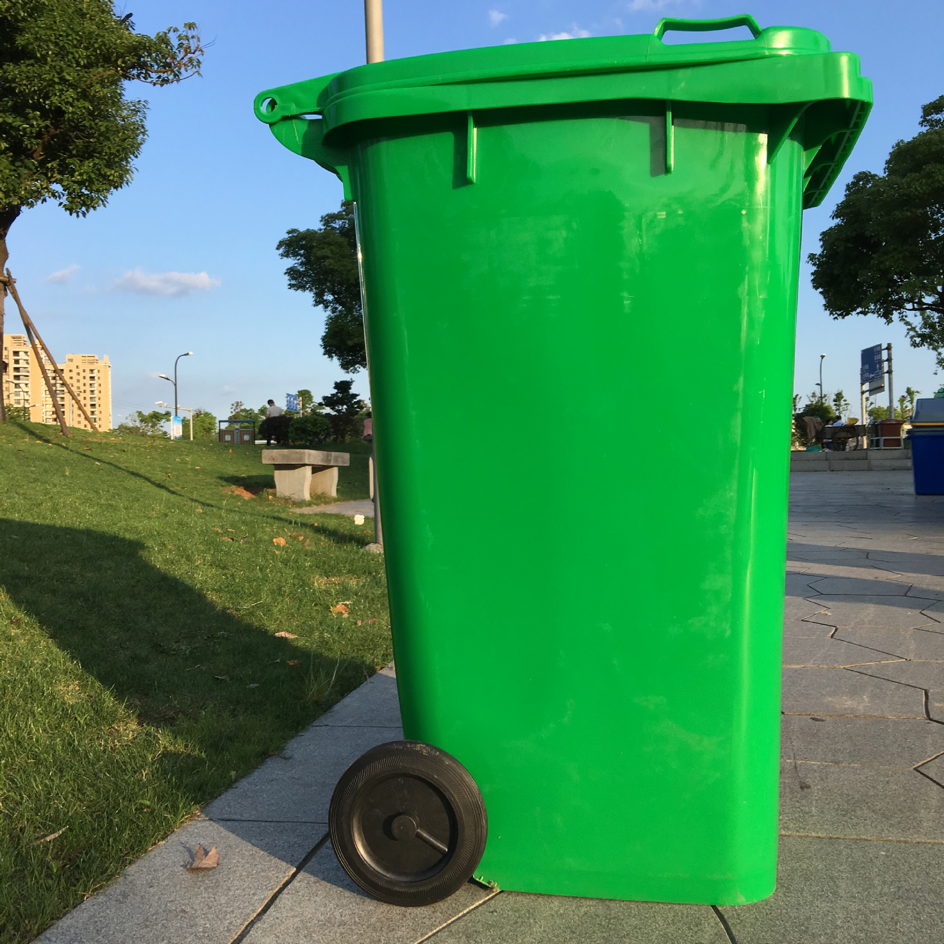 批发户外福建垃圾桶 240l升小区街道户外环保垃圾桶带轮带盖