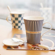 创意马克杯陶瓷杯子情侣杯水杯时尚咖啡杯带盖套装LOGO礼品定制