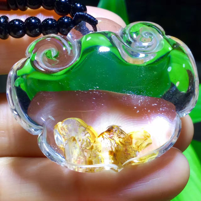 东海水晶 天然巴西老矿全包裹黄胶花如意锁吊坠-阿里巴巴