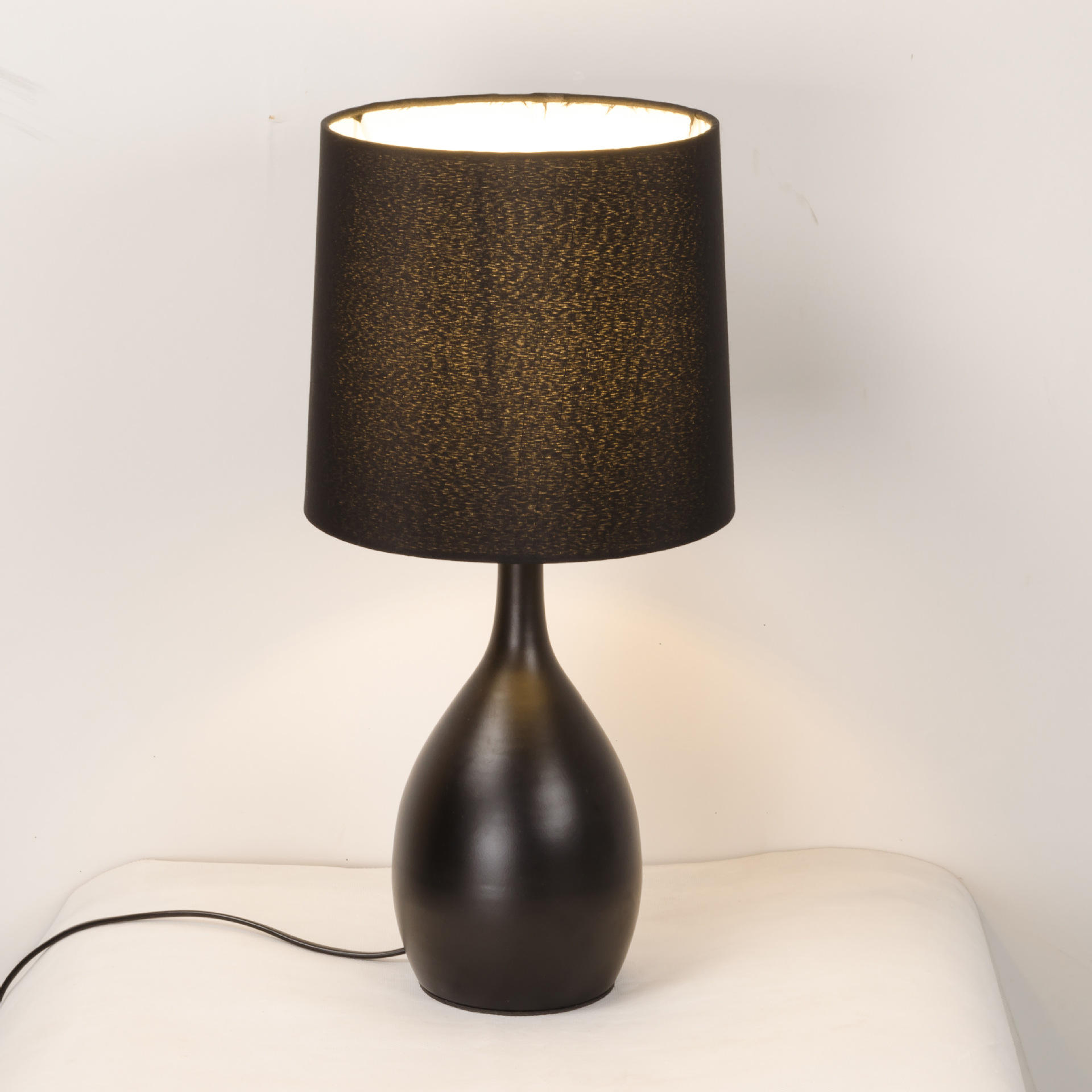 欧式现代装饰台灯铁艺材质布罩台灯led灯酒店客房客厅床头台灯