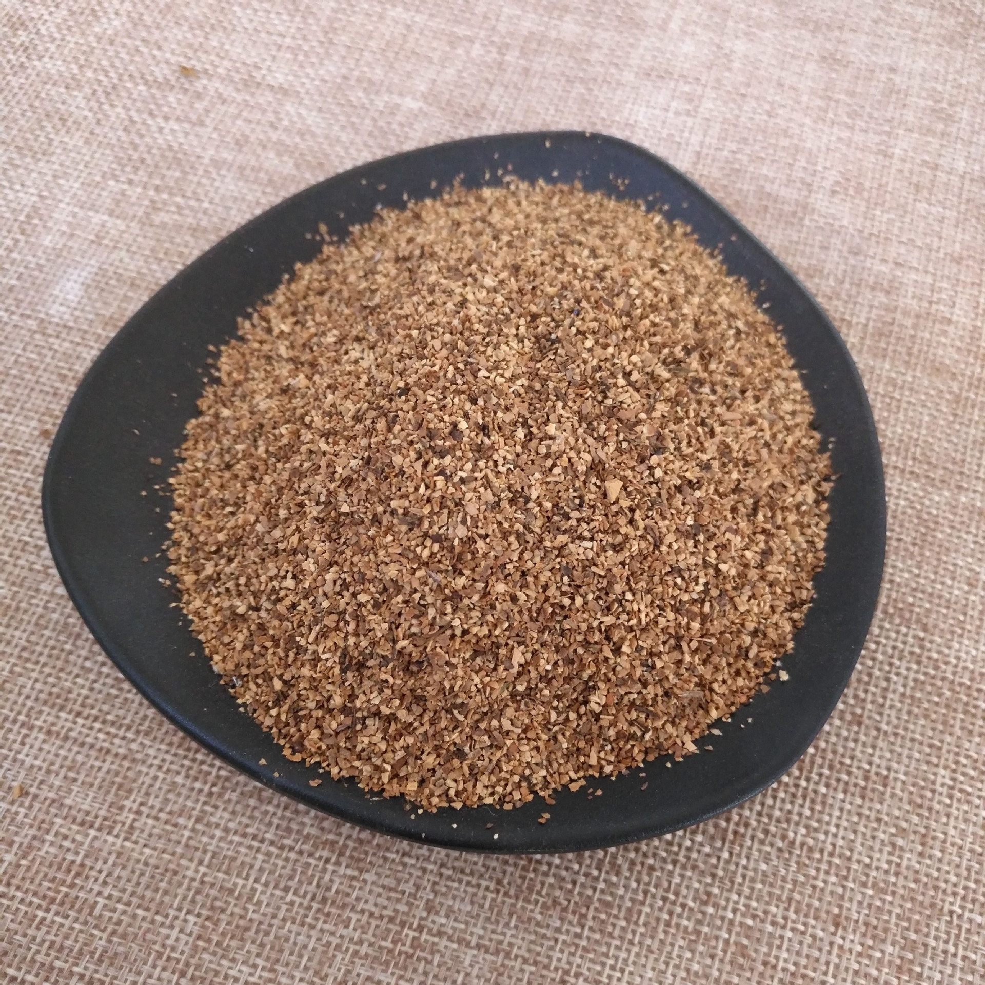 供应:耐磨粉 果壳滤料 硬质核桃壳颗粒 各种型号