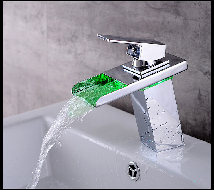 led变色水龙头洗脸盆 全铜温控换色浴室柜陶瓷盆瀑布水面盆龙头