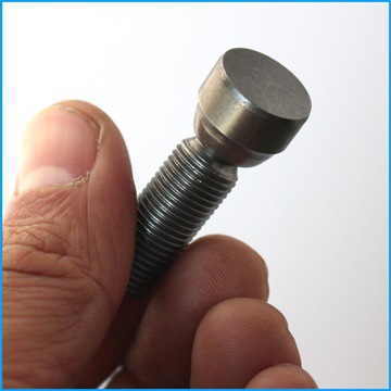 豪沃斯太尔金王子豪卡发动机事故车配件 气门调整螺丝 evb