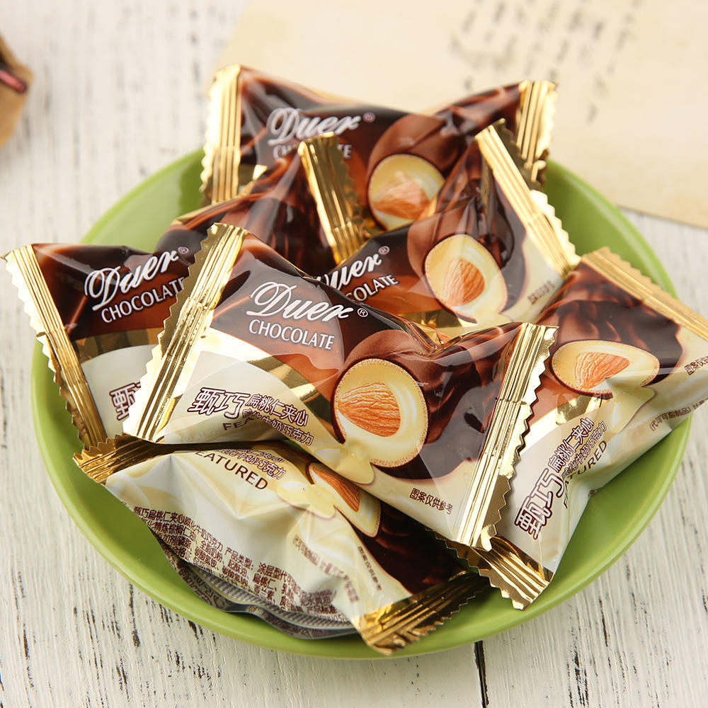 厂家杜尔牌喜糖小零食扁桃仁夹心威化牛奶巧克力甄巧巧克力球