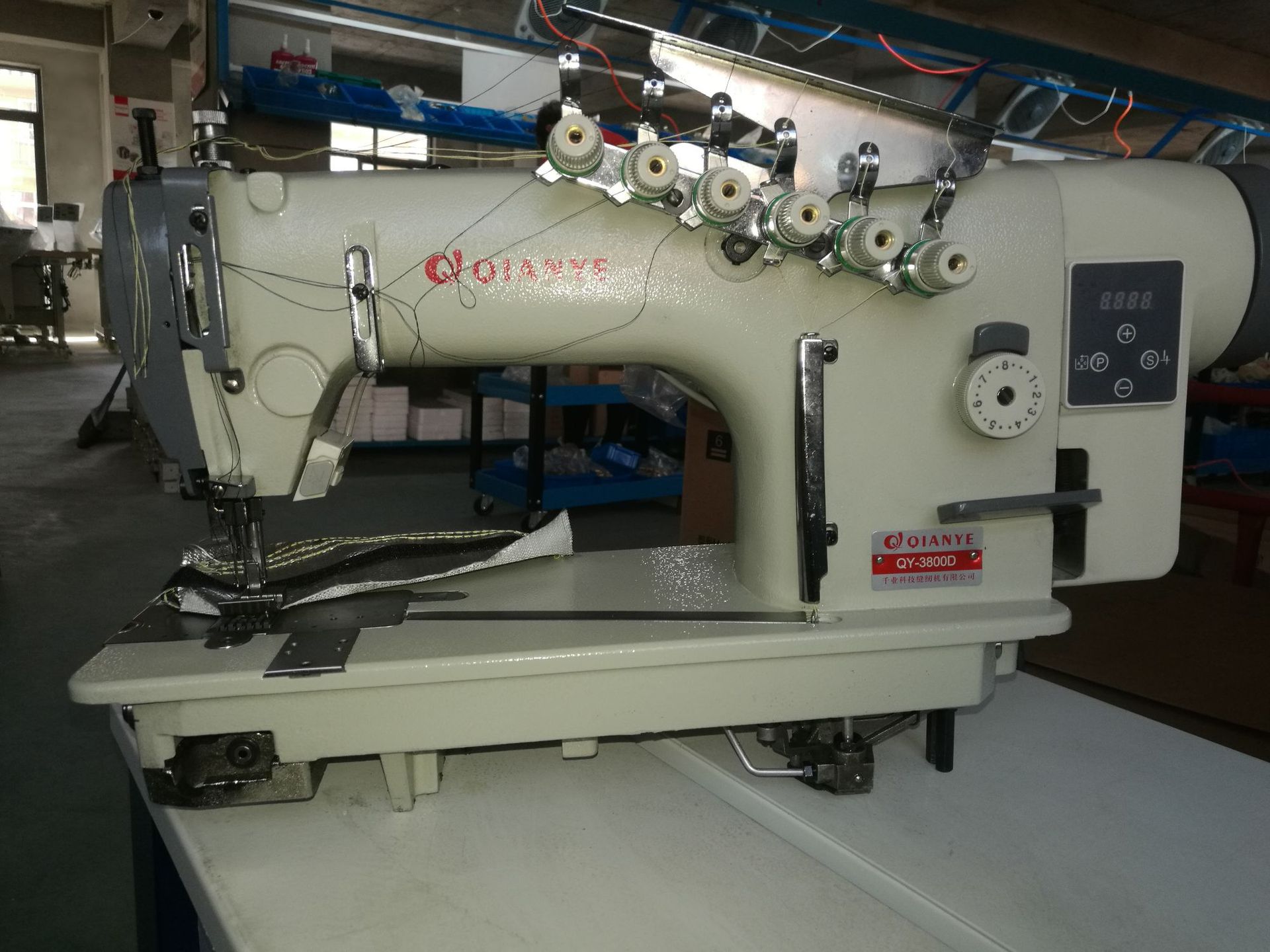 不换底线链式同步dy车 电脑直驱单针 双针 三针同步链式平缝机