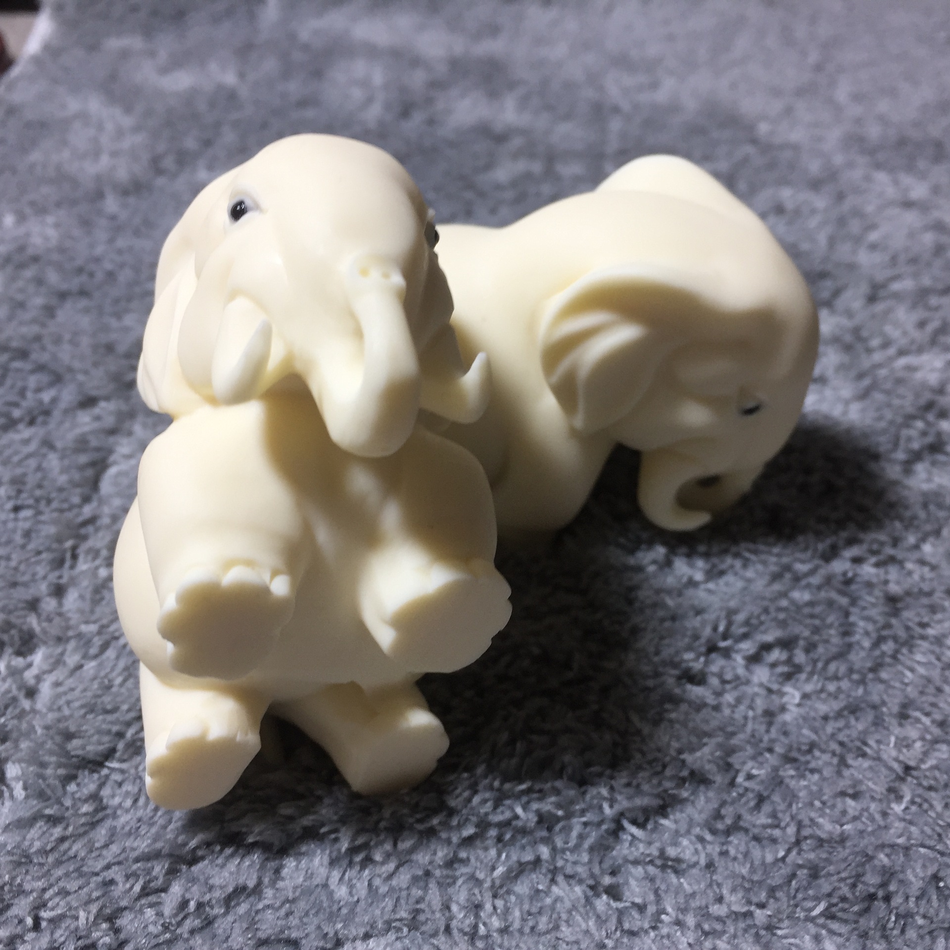 象牙果雕刻迷你大象摆件6.4*3.3*4.7cm菩提籽椰子木手把件 礼盒装