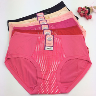 女士超大版内裤 小圆点印花天猫淘宝货源 厂家直销女式大妈三角裤