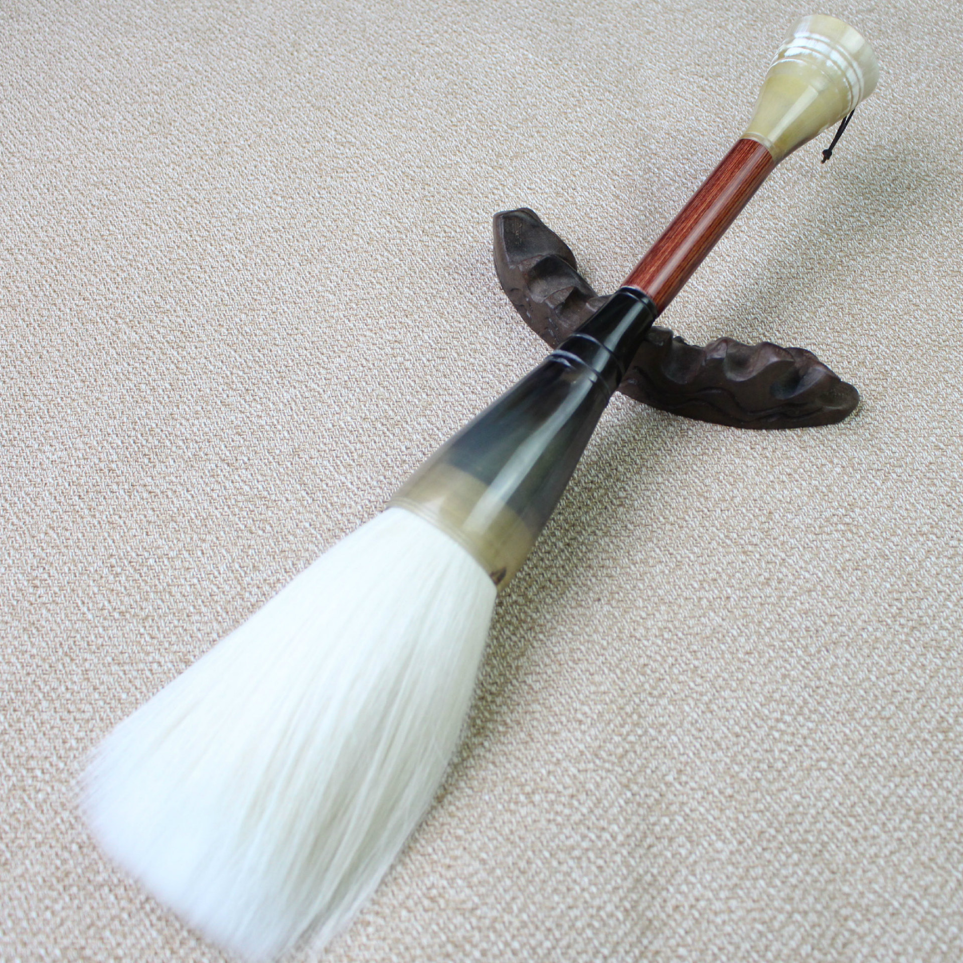 厂家直销定制批发纯牛角大斗笔毛笔 熊毫羊毫兼毫泼墨大字书法