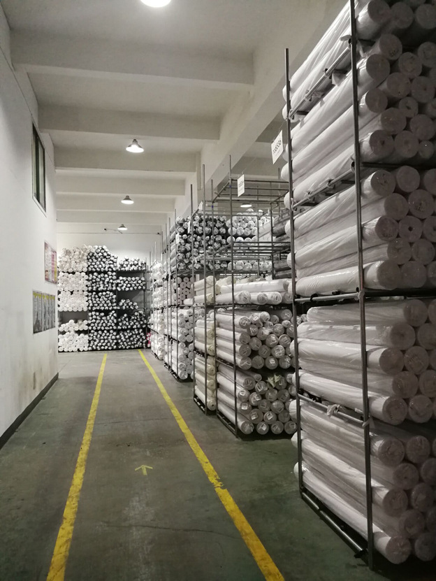 【电商启航】 - 小编带您直击秦塬纺织现货仓库现场!