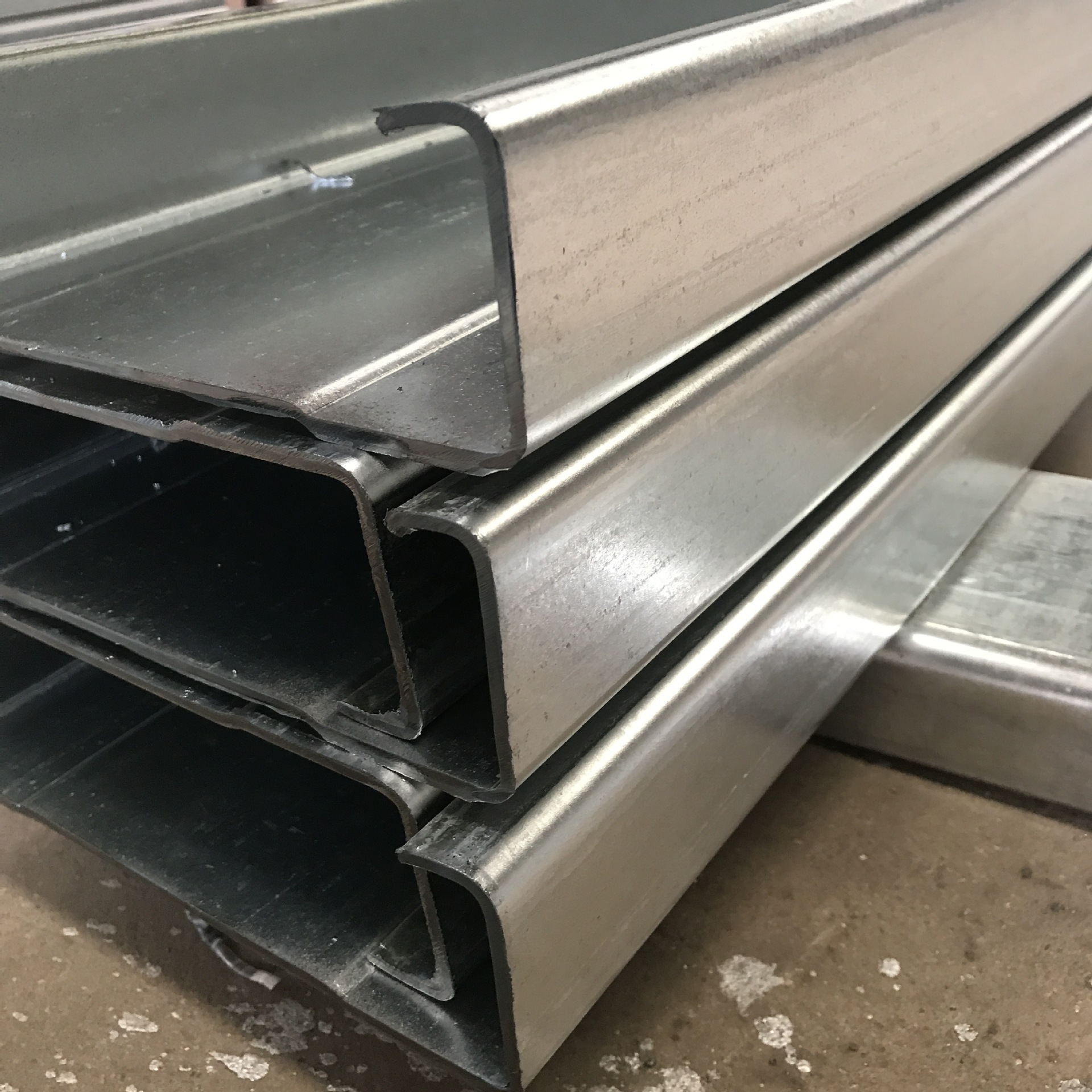 淄博周村厂家直销 镀锌c型钢 钢结构冷弯c型钢 不锈钢c型钢 订做