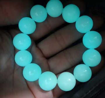 天然发光多彩萤石夜明珠夜光石手链男女手串夜市靓点饰品-阿里巴巴