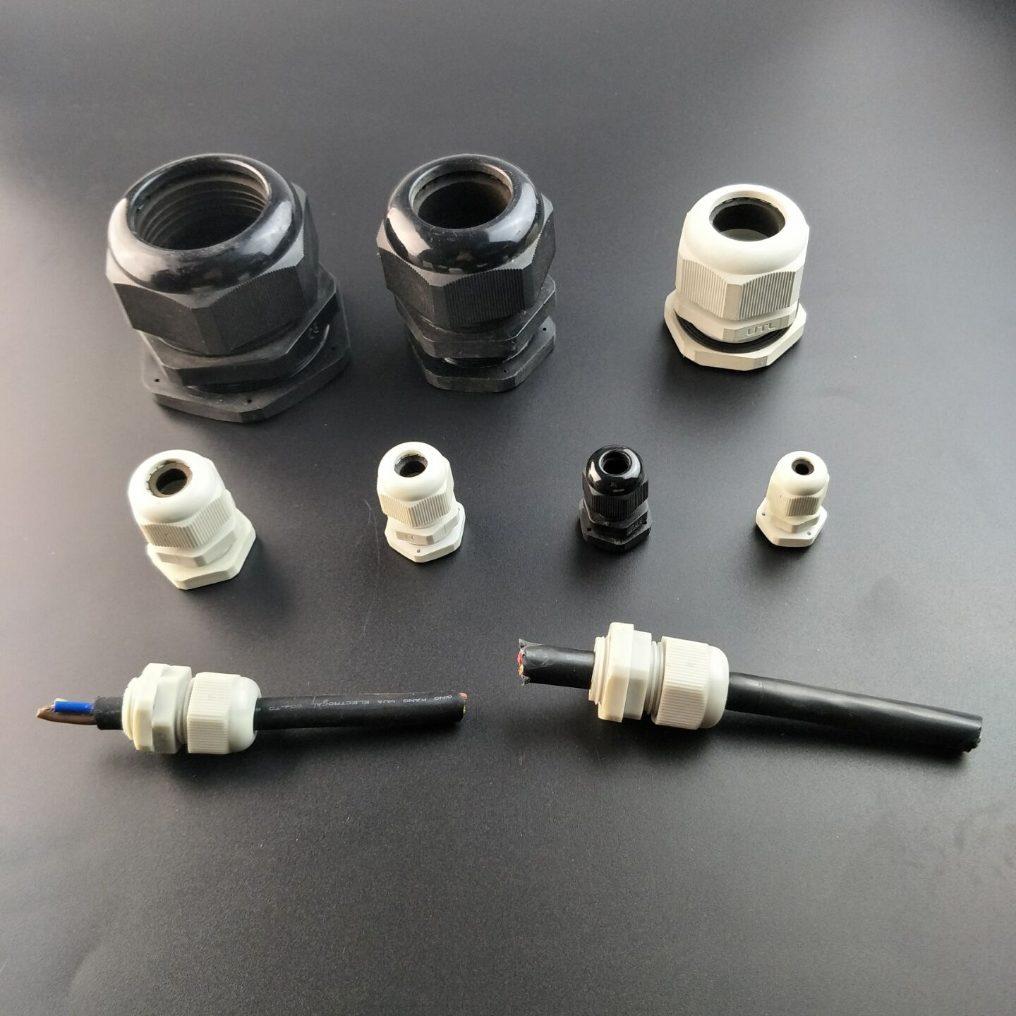 供应防水接头德制公制塑料格兰头pg/m型电缆过线防水接头填料函