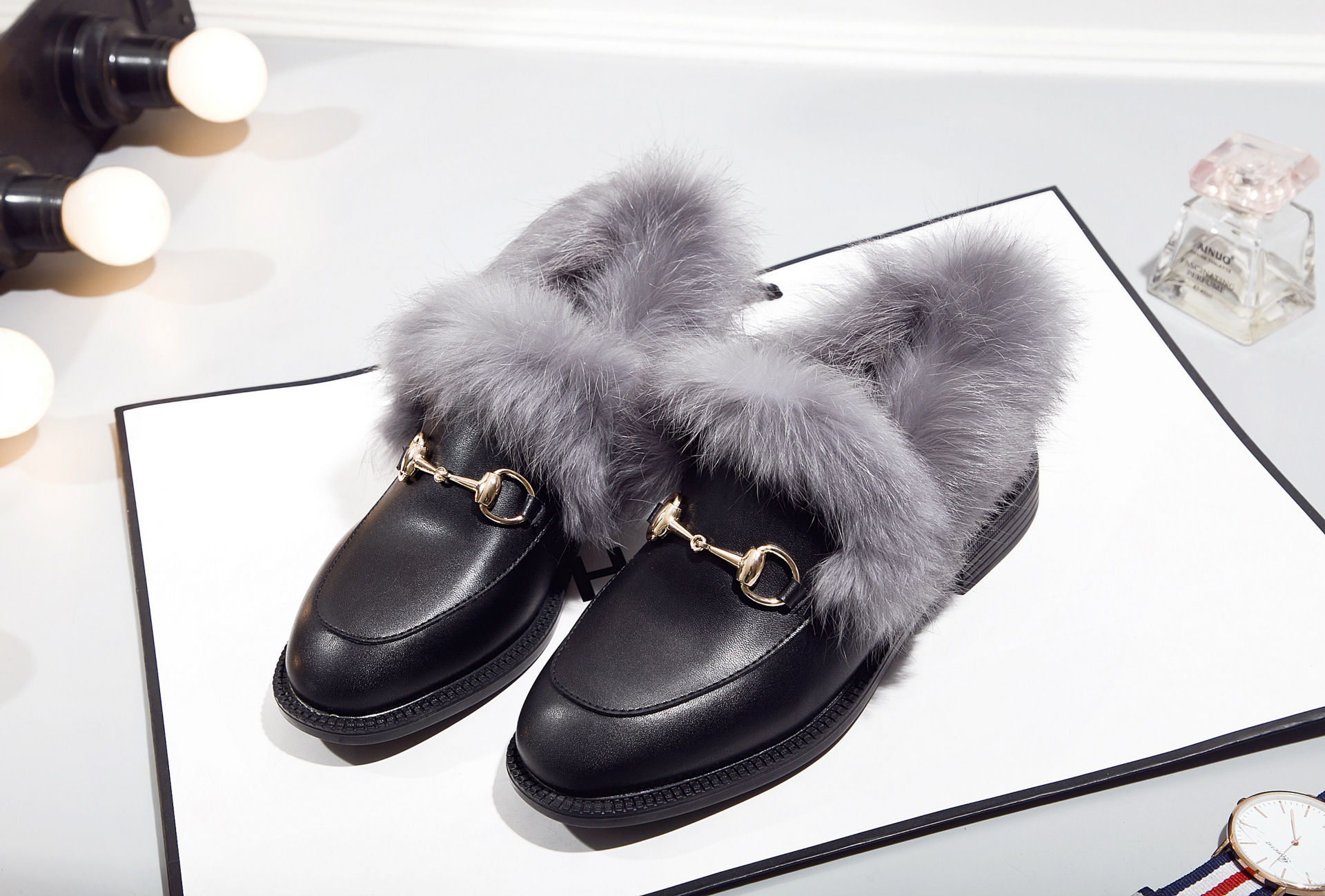 毛毛鞋女兔毛2017年秋冬新款平底鞋 圆头百搭保暖单鞋 女加绒