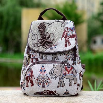 2018新款民族风绣花包包刺绣手工麻布女士学生书包背包双肩包批发