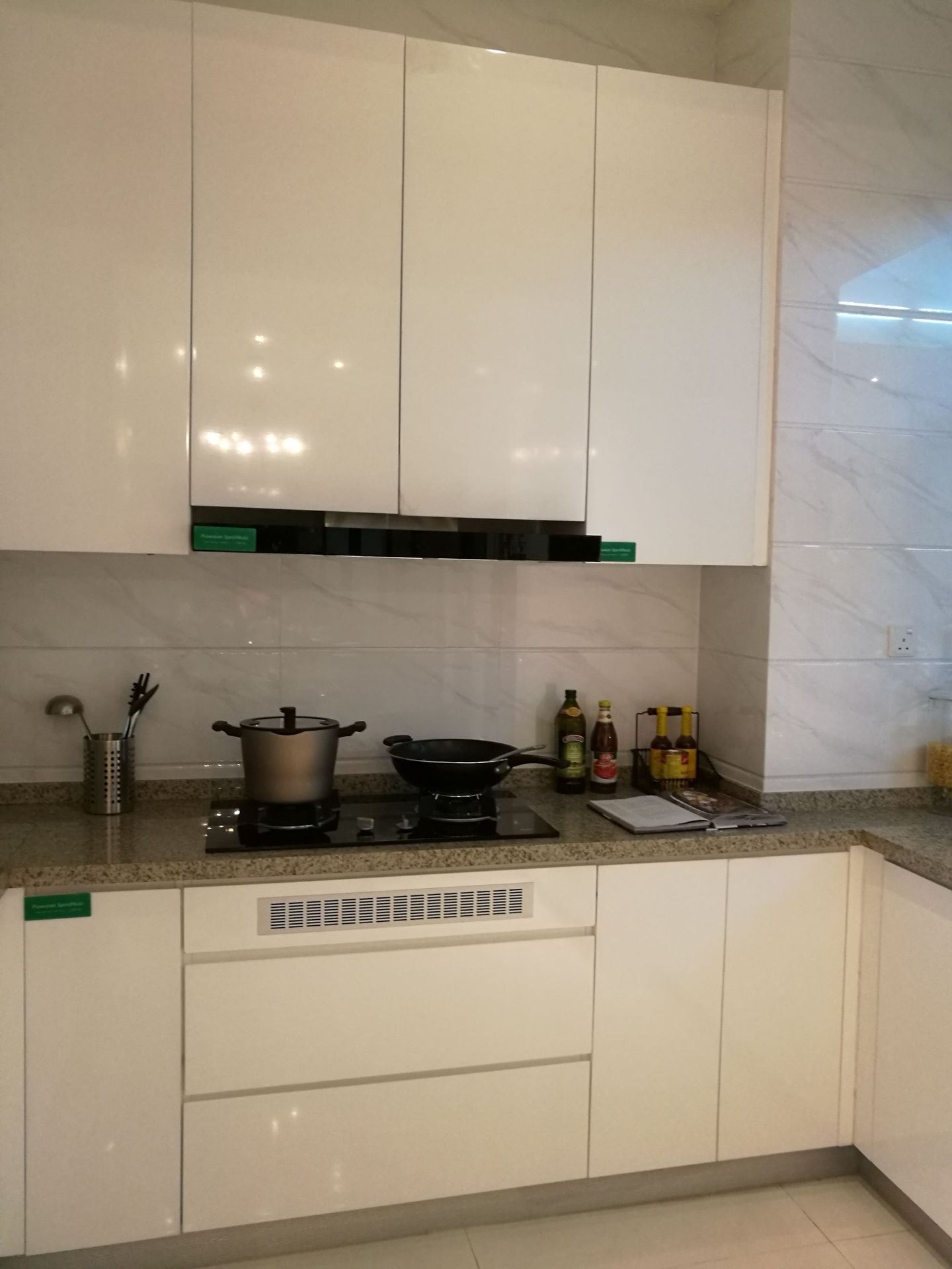 铝合金透气网 长方形衣柜透气孔橱柜透气网多用途通风孔厂家直销