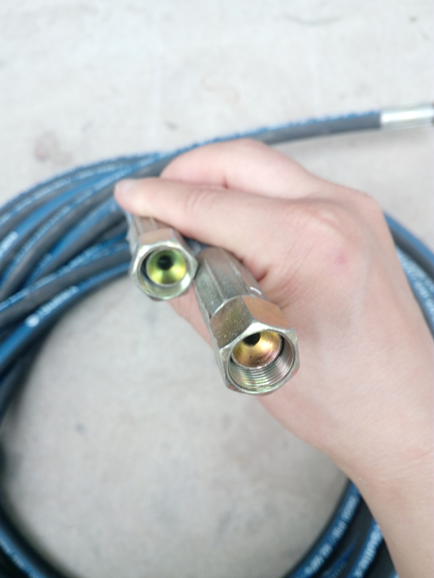 高压黄油加注机黄油枪出油管 带钢丝高压软管