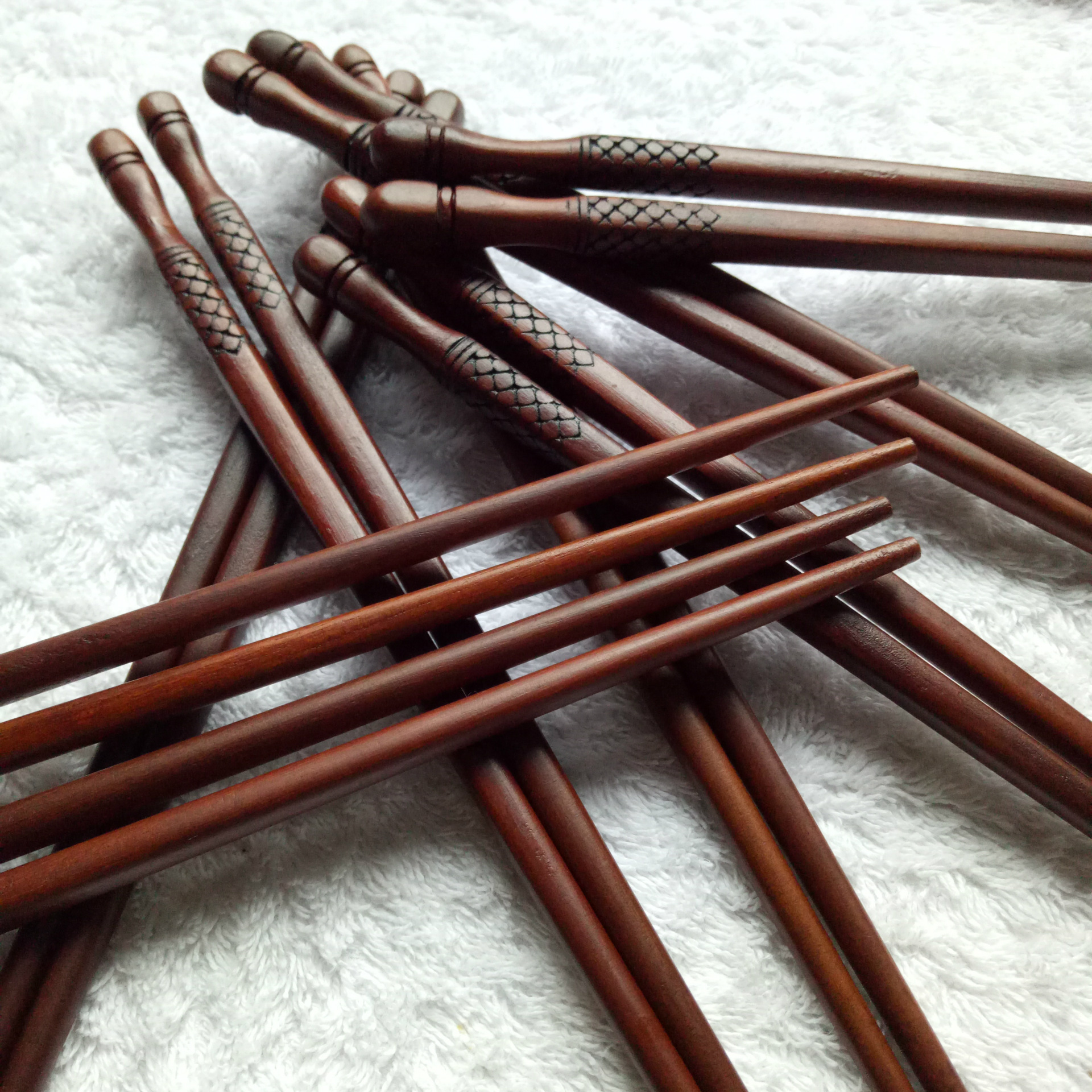 批价印尼铁木中式木筷子手工磨花圆头创意工艺品实木筷子家用餐具