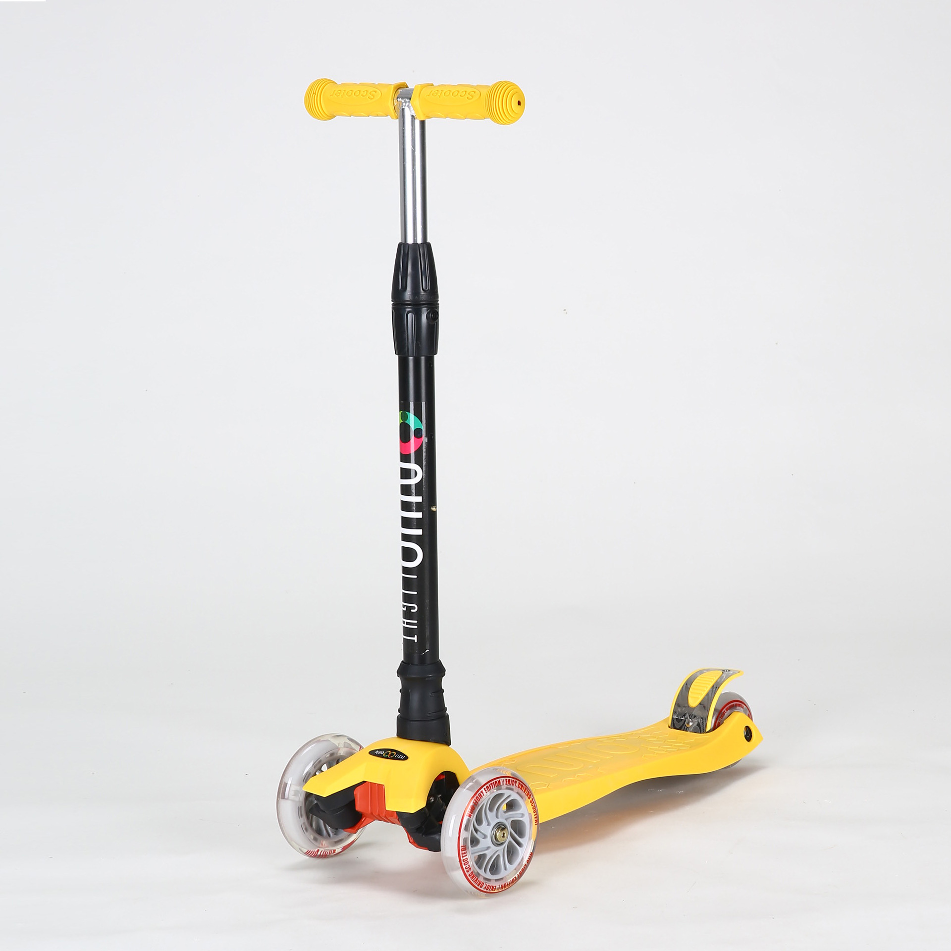 新款脚踏车儿童滑板车脚踏滑板车三轮溜溜车厂家直销一件代发批发