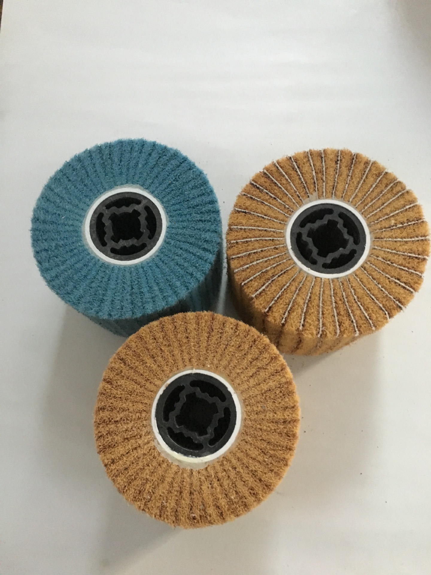 厂家直销不锈钢拉丝轮 抛光拉丝轮 不锈钢纤维拉丝抛光轮