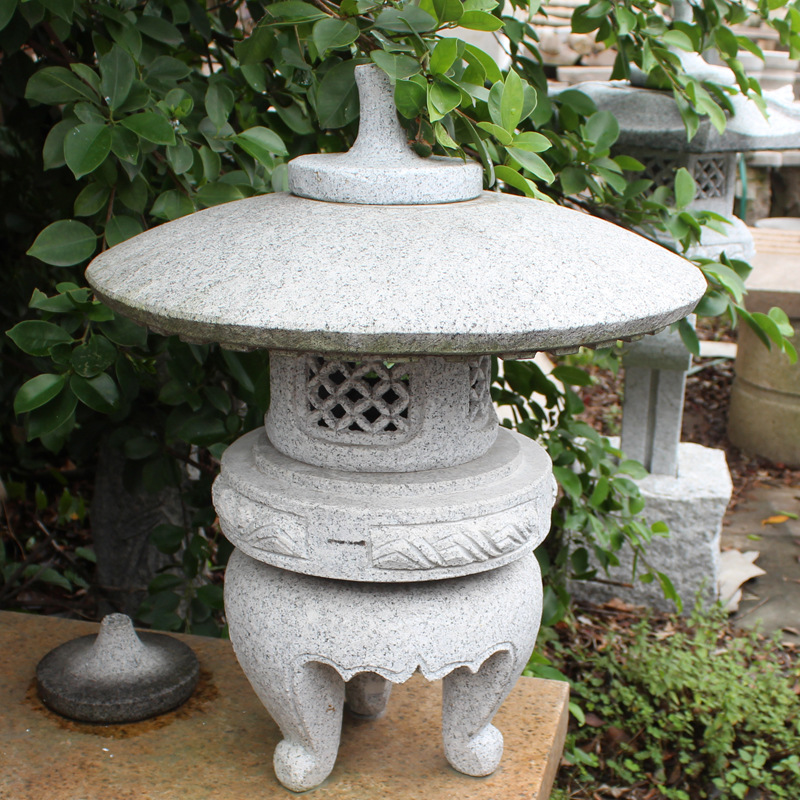 出口中式石灯笼 0.5-1米高雕刻精细石雕灯笼 景区花园石灯笼