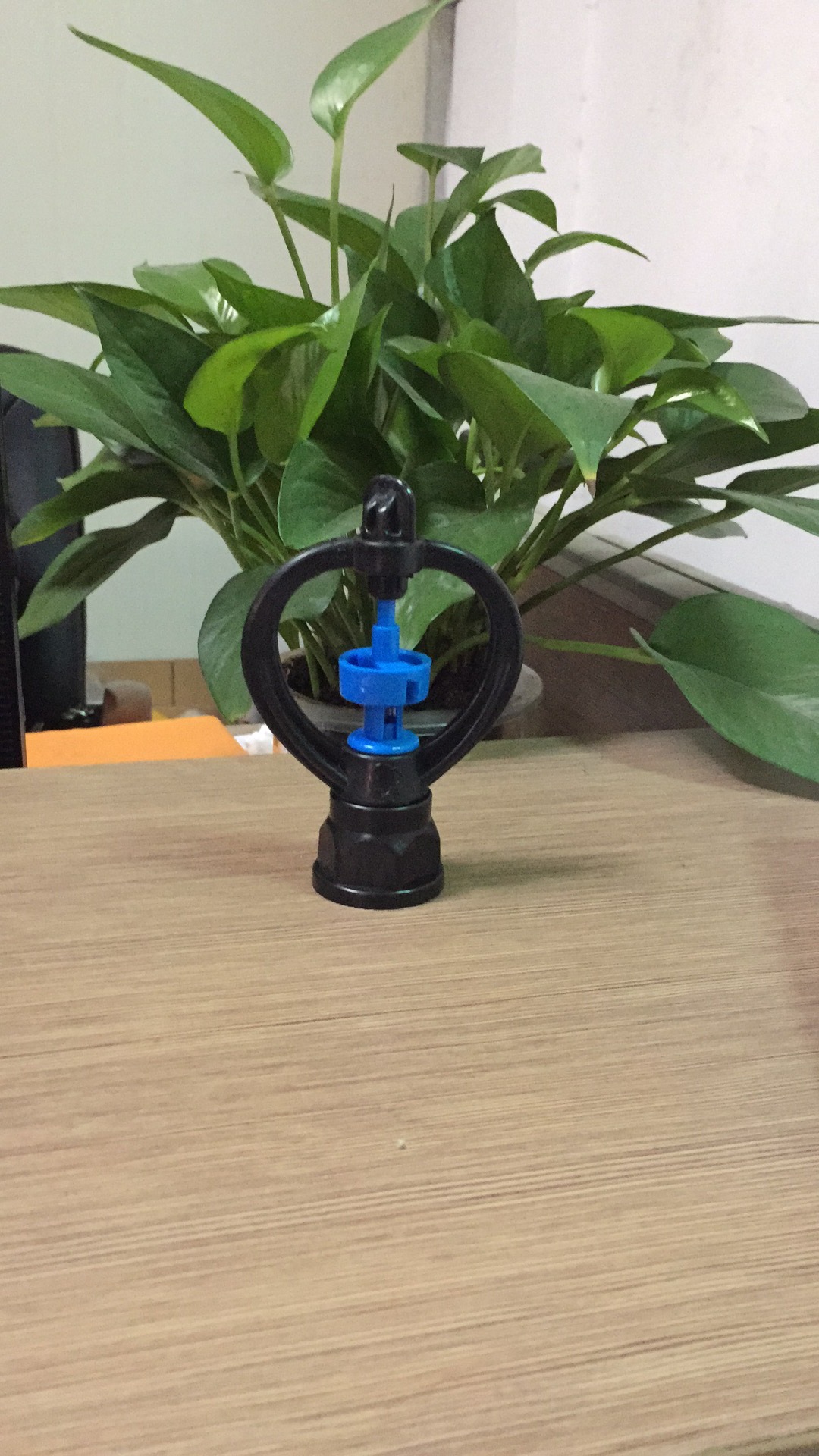 360度旋转喷头 4分绿化喷头蝶型雨状草坪喷头自动旋转农业灌溉