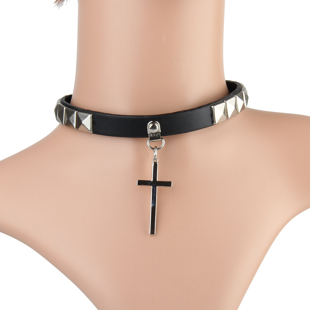 原宿朋克合金铆钉 十字架项圈颈圈锁骨链欧美项饰批发