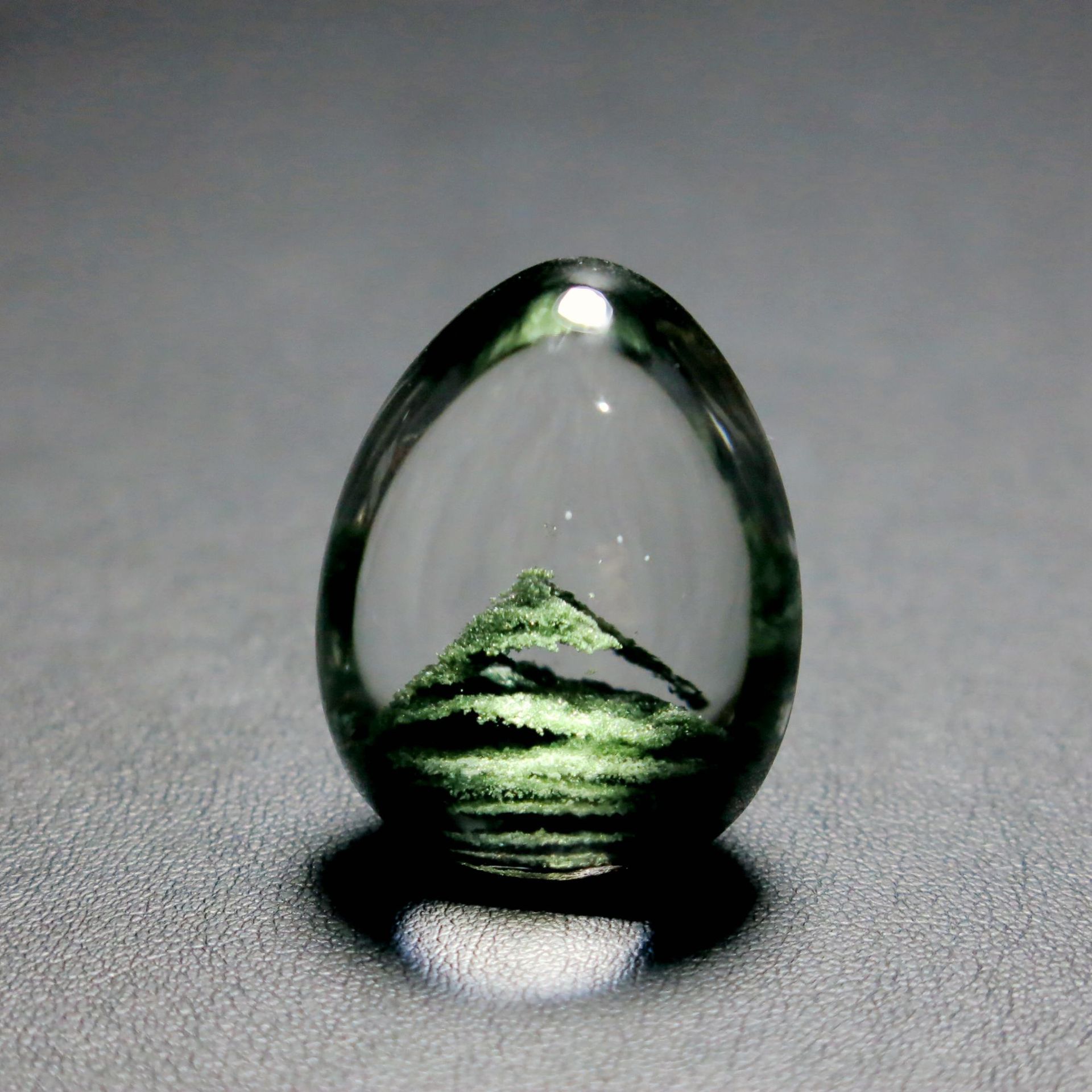 天然水晶绿幽灵吊坠千层山聚宝盆金字塔水滴随意形原石挂件男女款