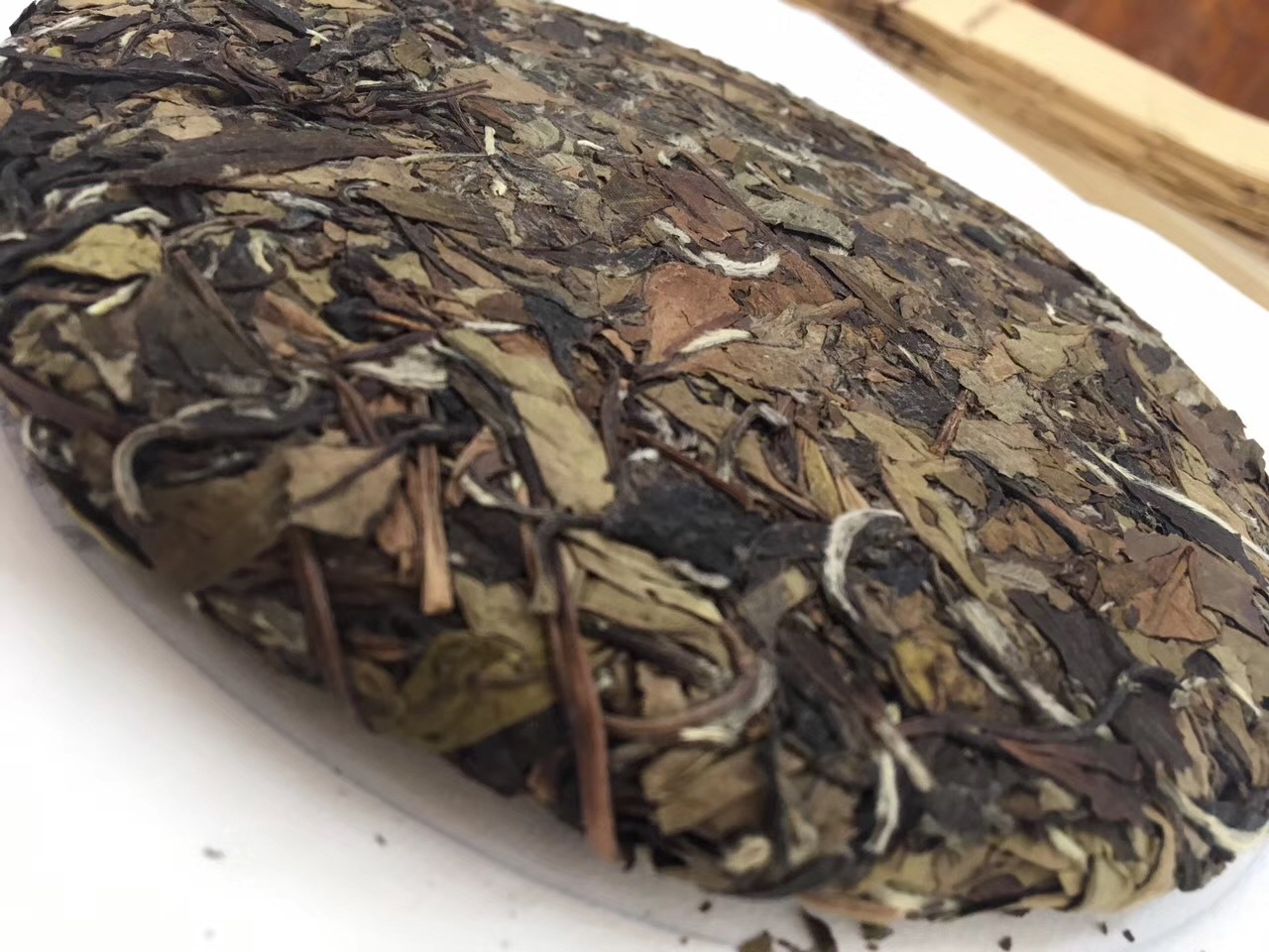 老白茶 2010年头春寿眉 福鼎白茶 白茶饼