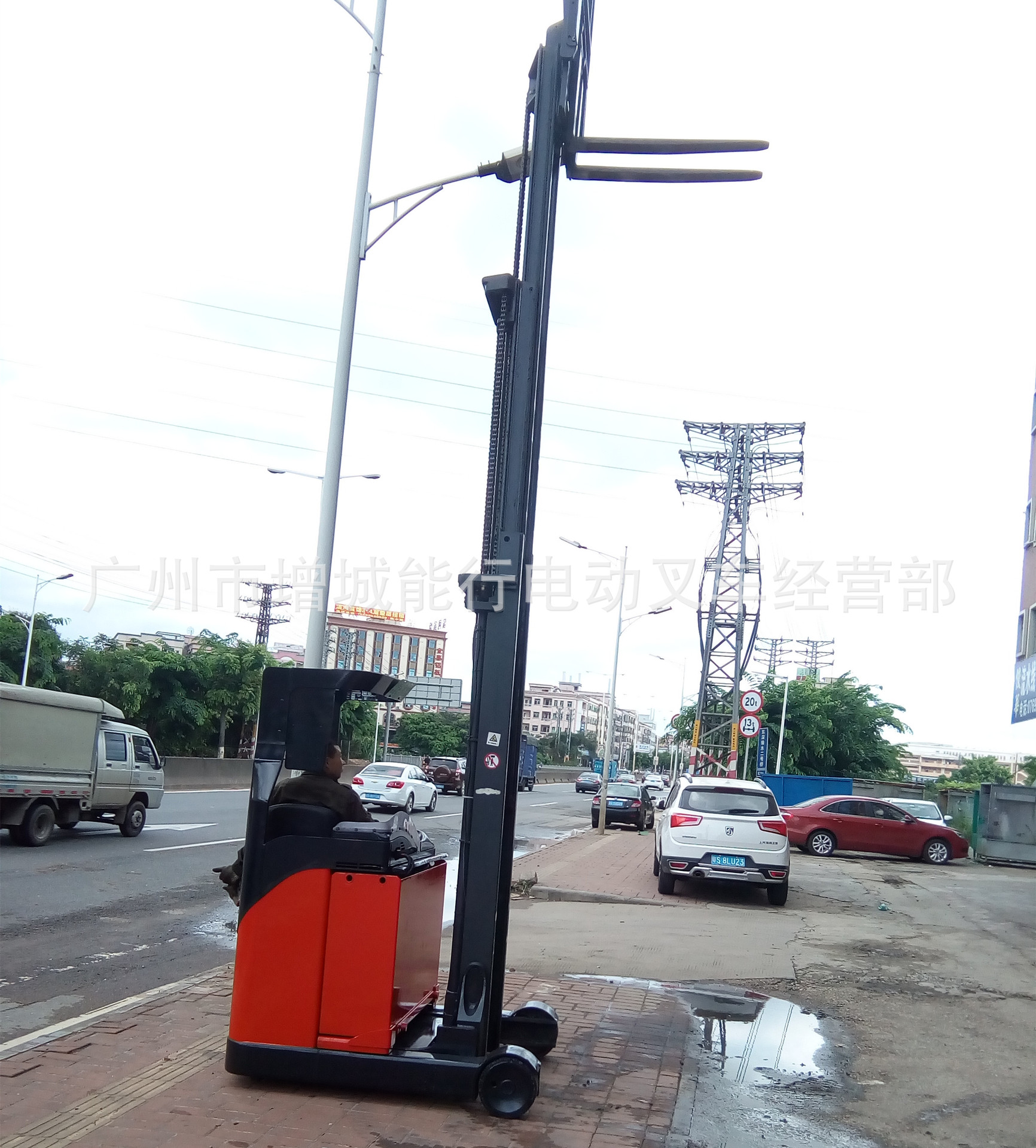 高位林德r14侧坐前移式电动叉车租赁广州叉车租赁