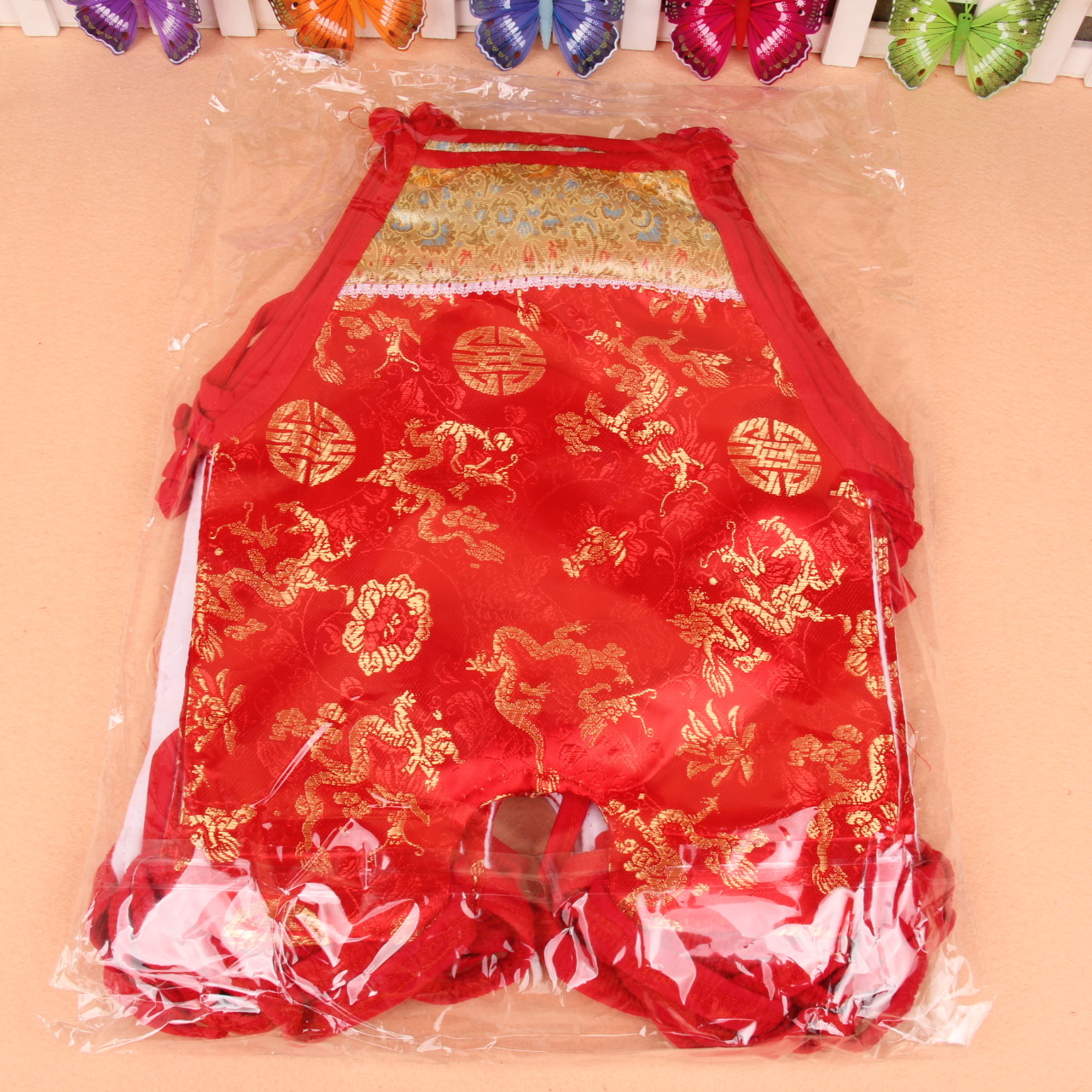 【厂家直销】婴童宝宝双层绸缎面大红龙凤福字喜庆连脚肚兜 0-2岁