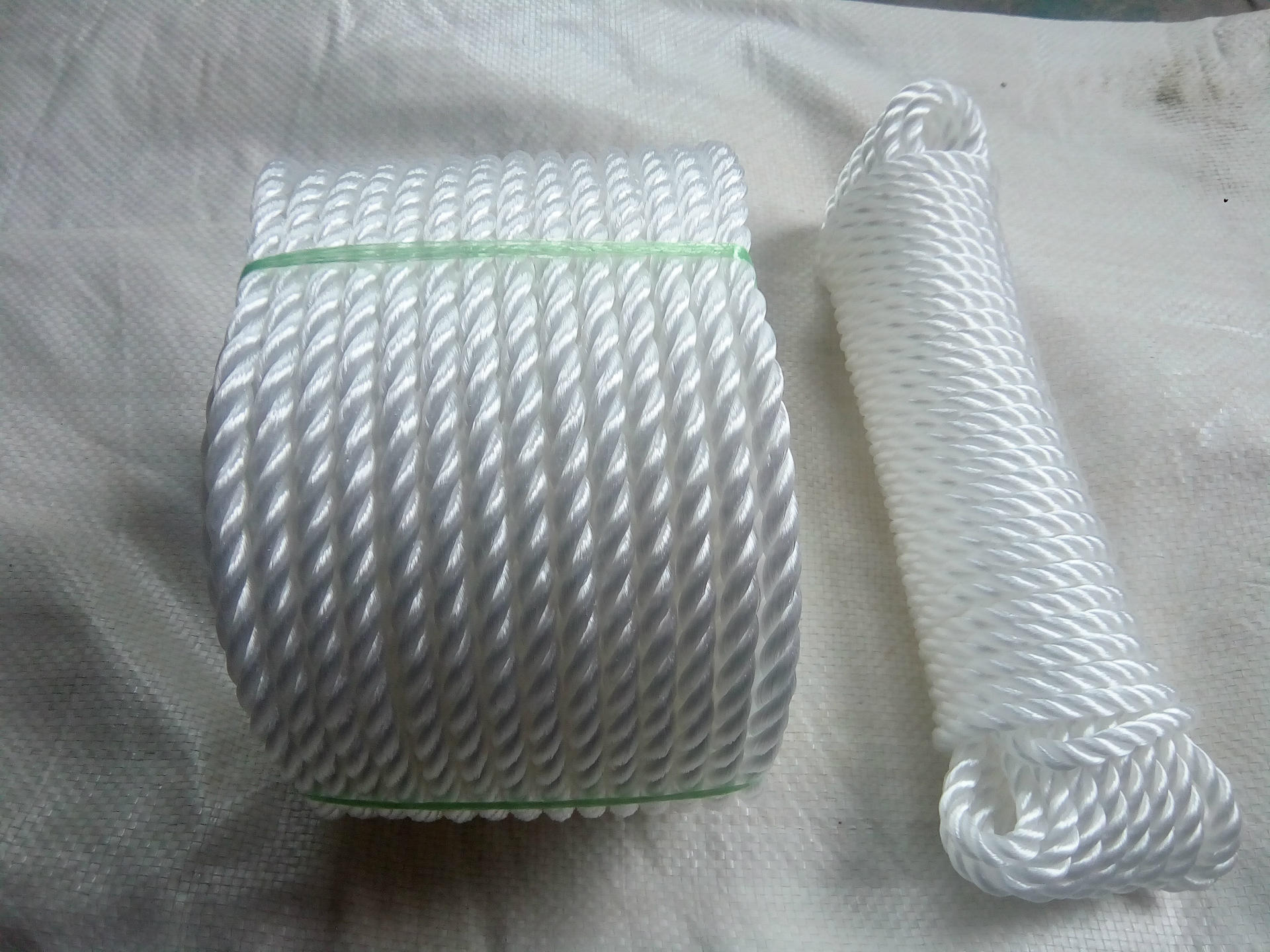 厂家直销pe三股绳彩色pe绳pe绳三股扭绳塑料绳