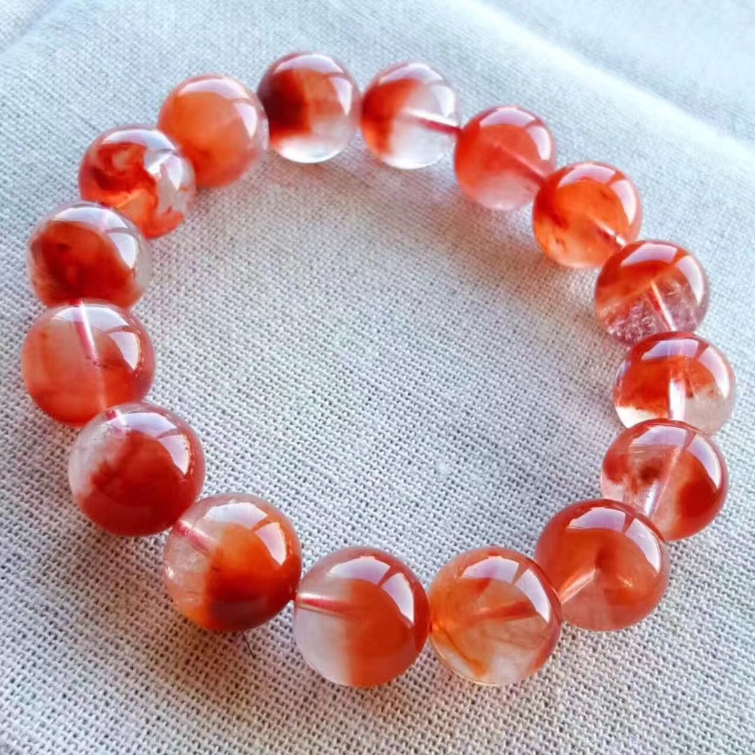 天然红兔毛手链_天然红兔毛手链 实物实拍 一物一图 批发 - 阿里巴巴