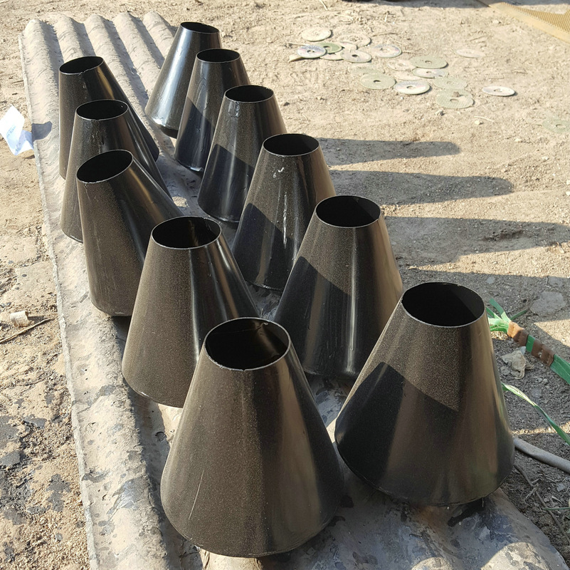 厂家定制钢制排水漏斗 三角形方圆形排水漏斗 三角抽滤漏斗