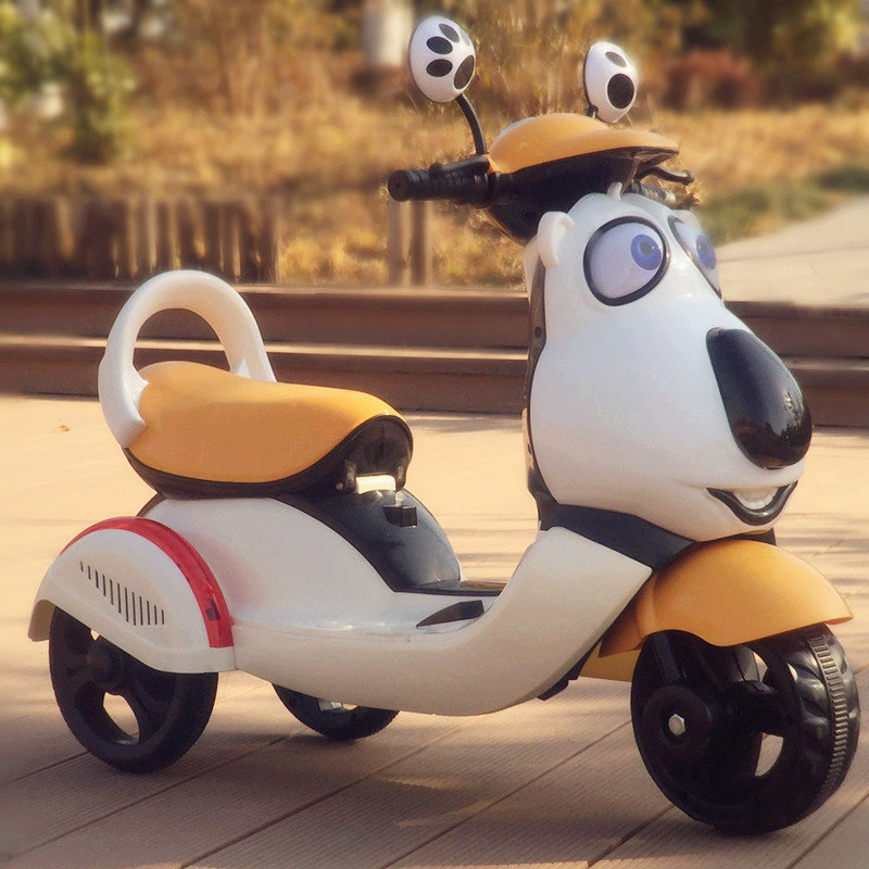 倒霉熊儿童电动摩托车三轮车音乐灯光男女宝宝玩具车1-6岁