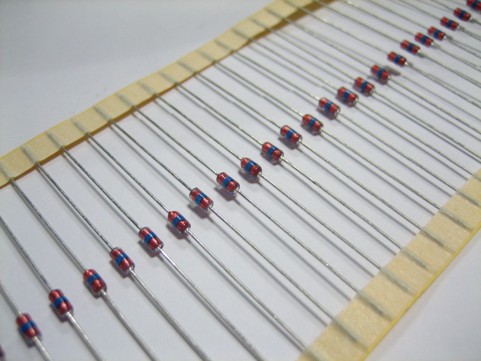 ra-302m-v7 ra-302ms-v7 okaya冈谷玻璃放电管 防雷管 3000v