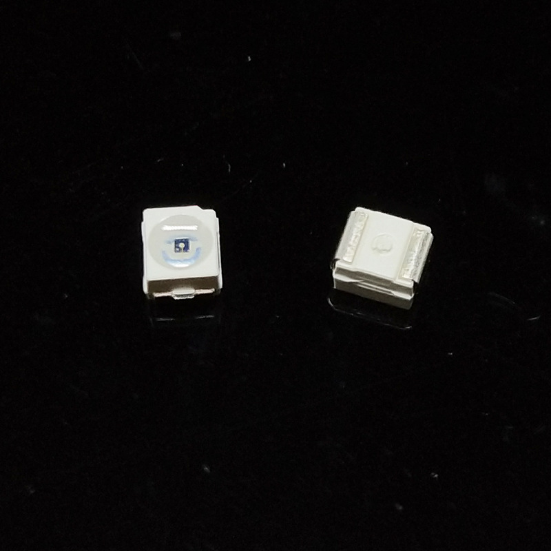 光传感器光敏三极管高灵敏度贴片光敏电阻器3528方形白色稳定性高