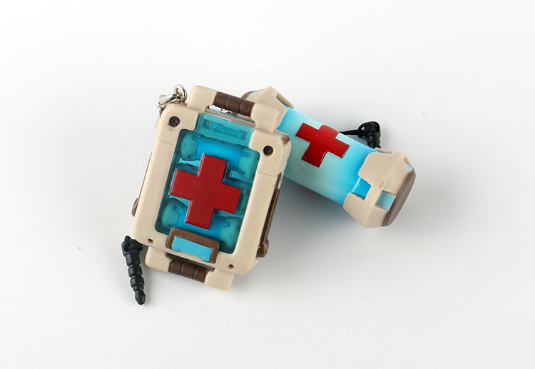 守望先锋 医药包两款一套 手机防尘塞 手办批发